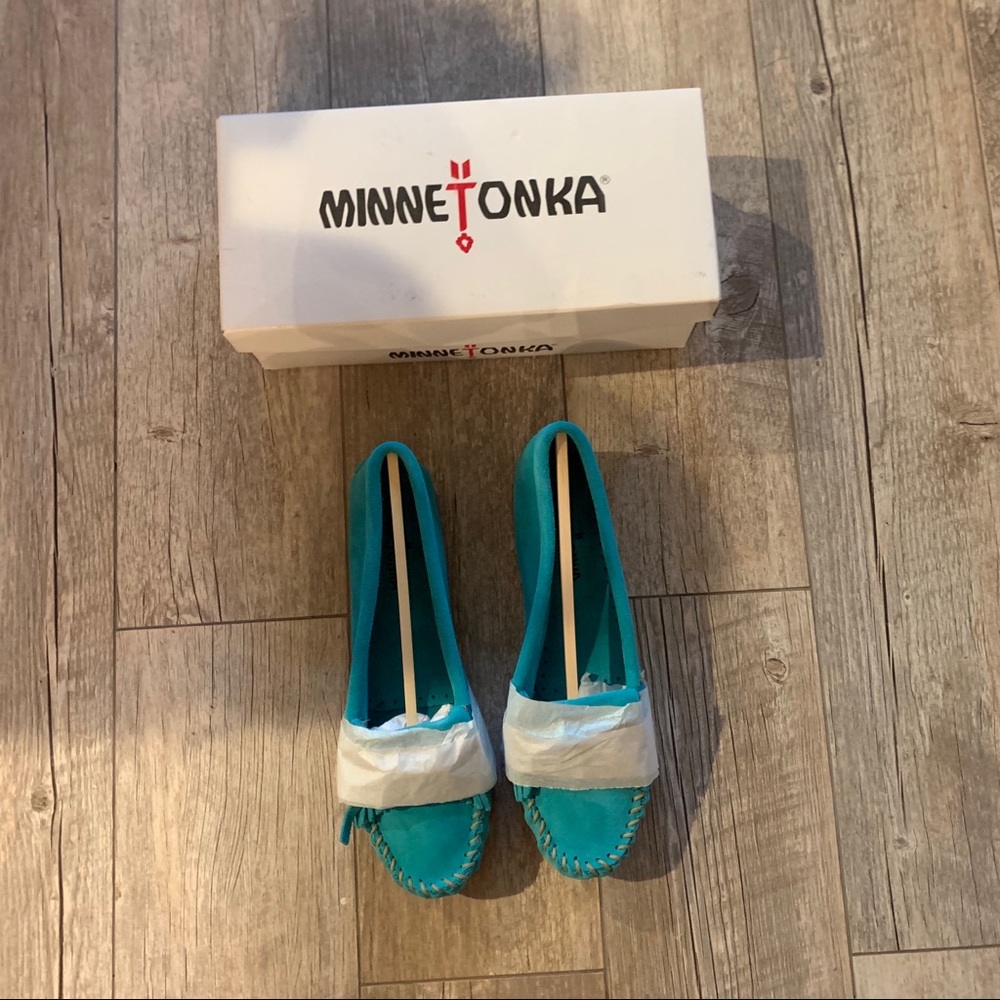Turquoise Minnetonka Flats
